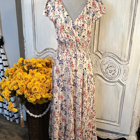 Angie Dresses & Skirts - Angie Floral V-Neck Cap Sleeve Smocked Waist Maxi Dress Cottage Prairie Boho